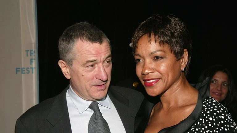 Robert De Niro Wif
