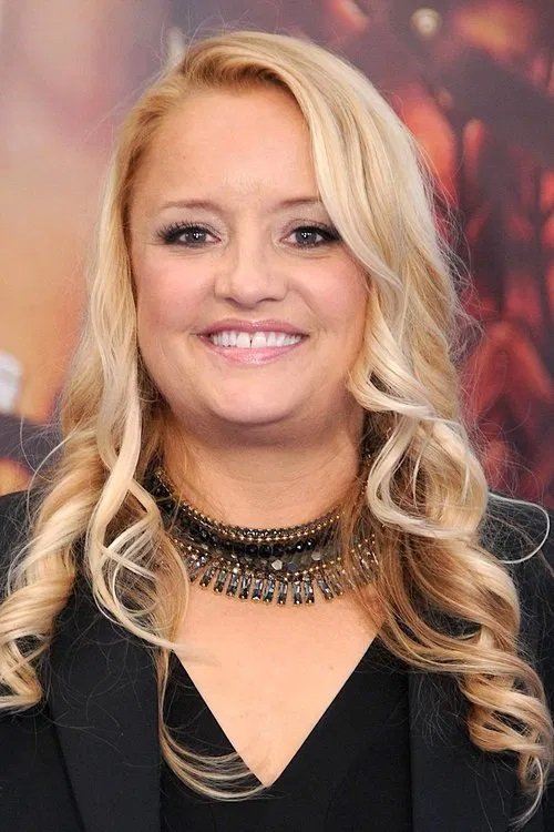 Lucy Davis Biography